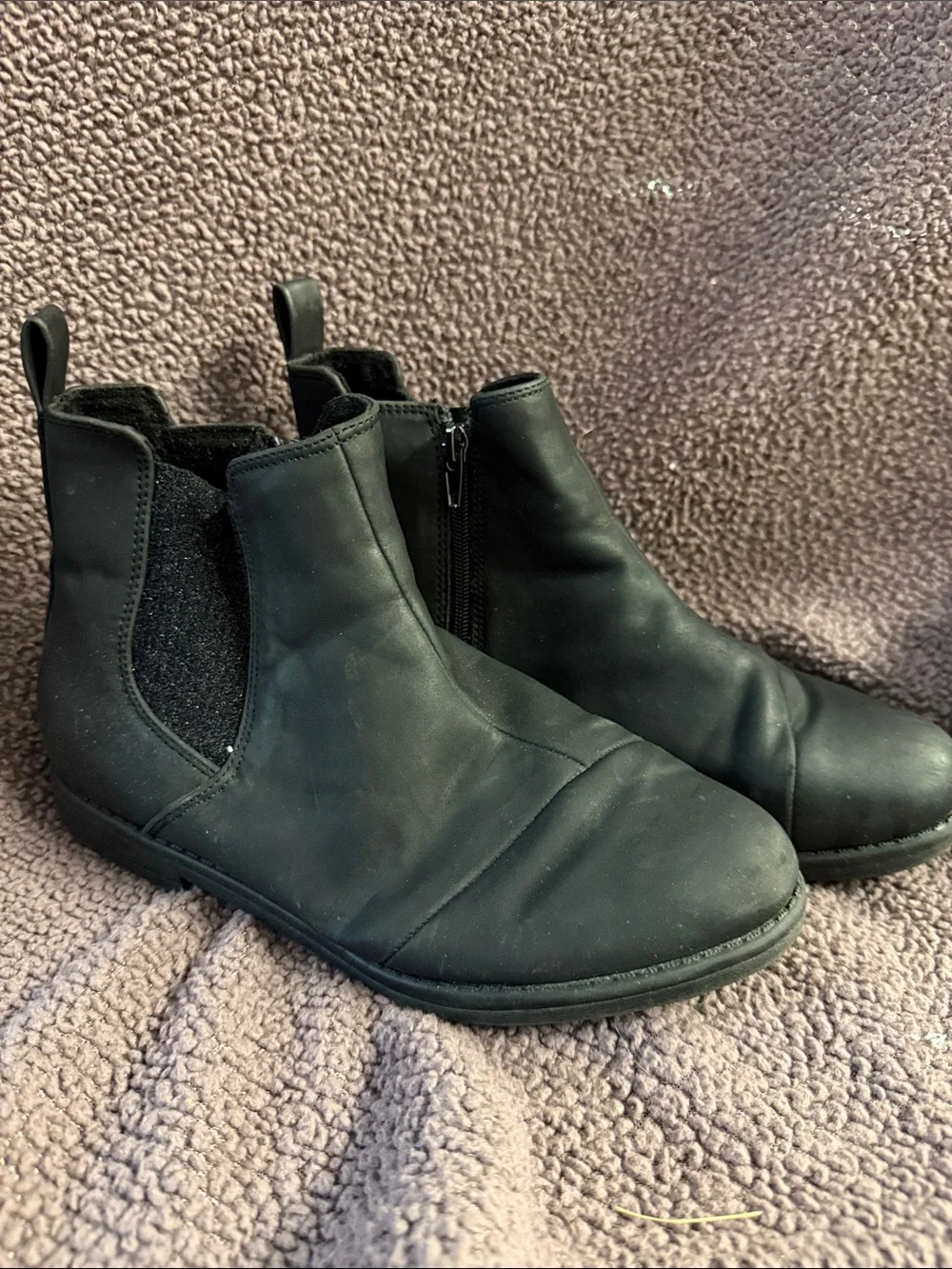 Toms Black Slip-Resistant Flat Shoes